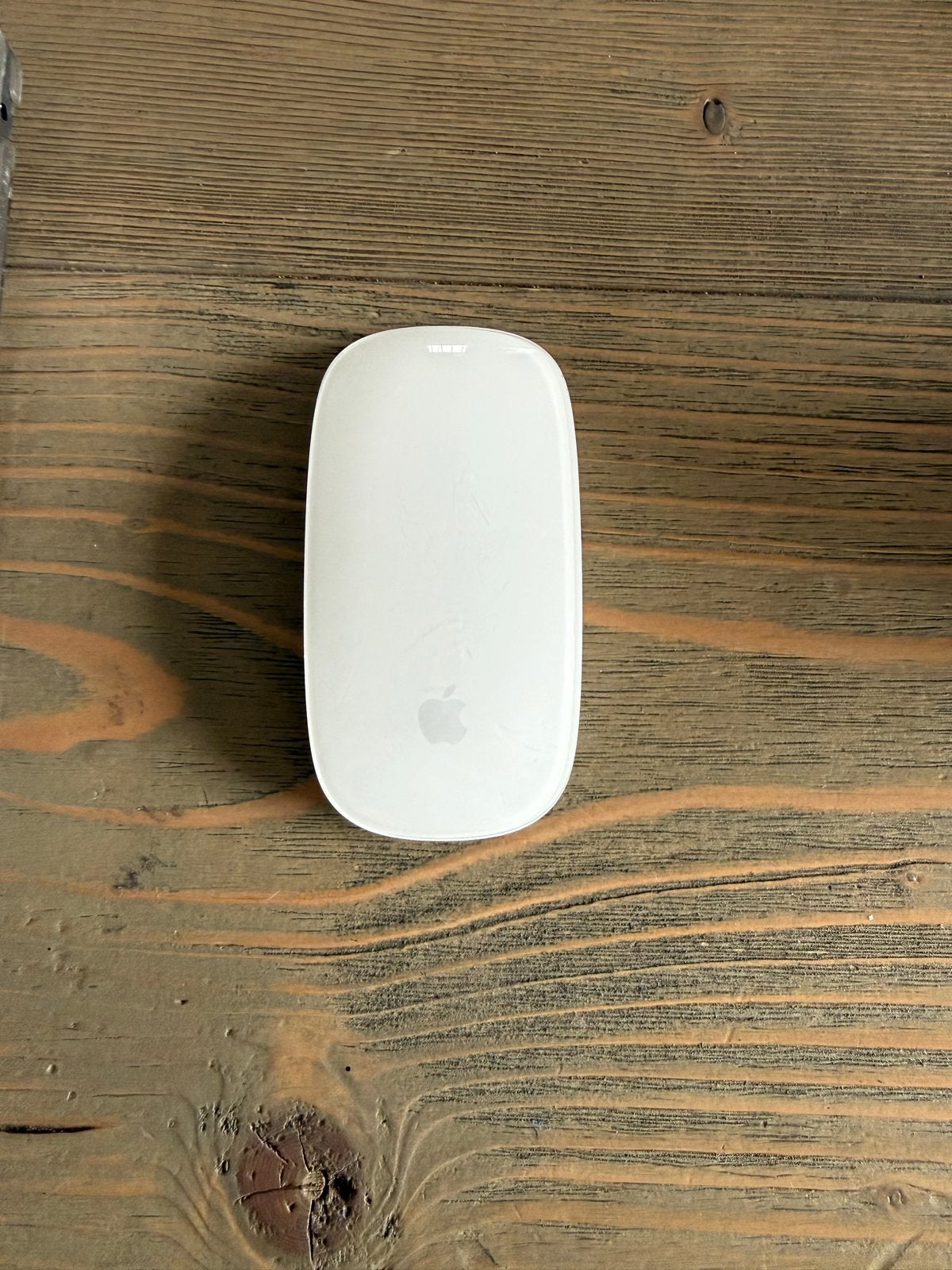Foto 2 van MacBook Air M1 2020 8GB/256GB met Magic Mouse