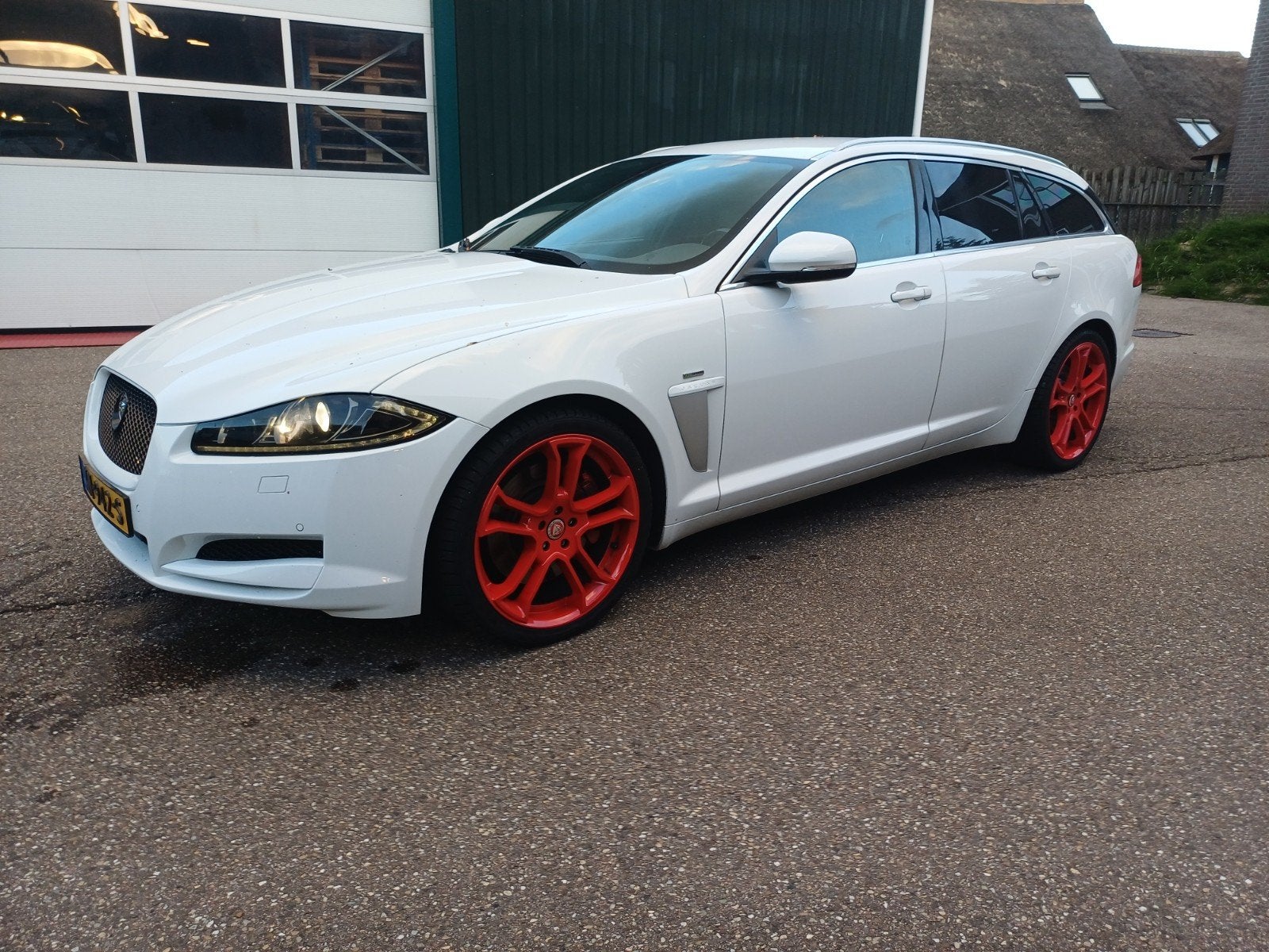 Jaguar XF 3.0 D Sportbrake AUT⁷ 2015 Wit, Auto's, Achterwielaandrijving, 2993 cc, 1850 kg, Wit