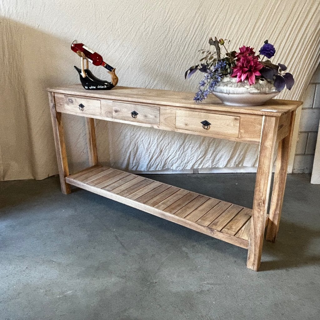 sidetable teak – 160 cm met 3 lades - Gratis bezorgd, TTM Wonen, Meubels – (Perzische) Tapijten en Woonaccessoires, Taag 63, 2491 CS, Den Haag (Forepark)