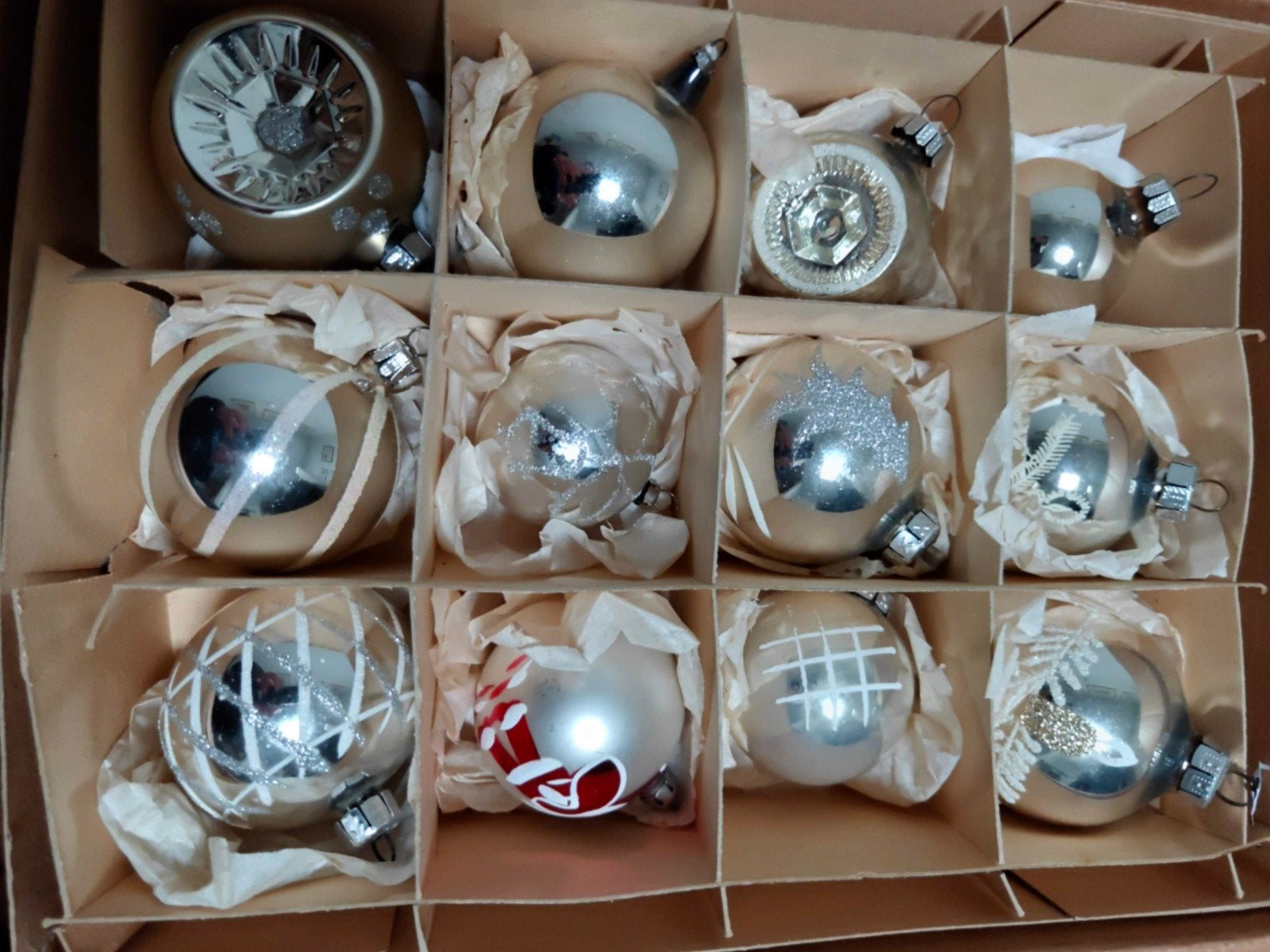 Oude kerstballen, Ophalen, Gebruikt