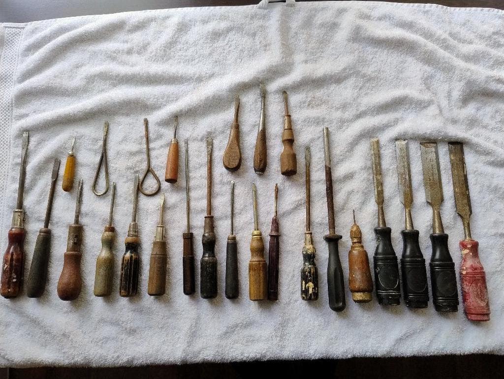 antiek oud gereedschap schroevendraaier aanzetstaal, Antiek en Kunst, Antiek | Gereedschap en Instrumenten, Ophalen of Verzenden