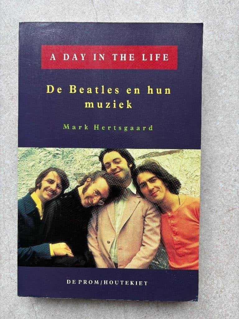 beatles boek, Diverse auteurs, Ophalen of Verzenden, Zo goed als nieuw, Overige onderwerpen