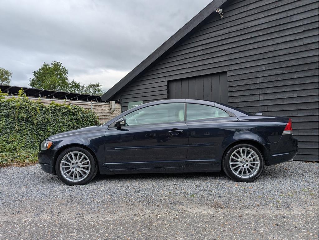 Volvo C70 Convertible 2.5 T5 Summum (bj 2006, automaat), Auto's, C70, Gebruikt, Beige, 2521 cc