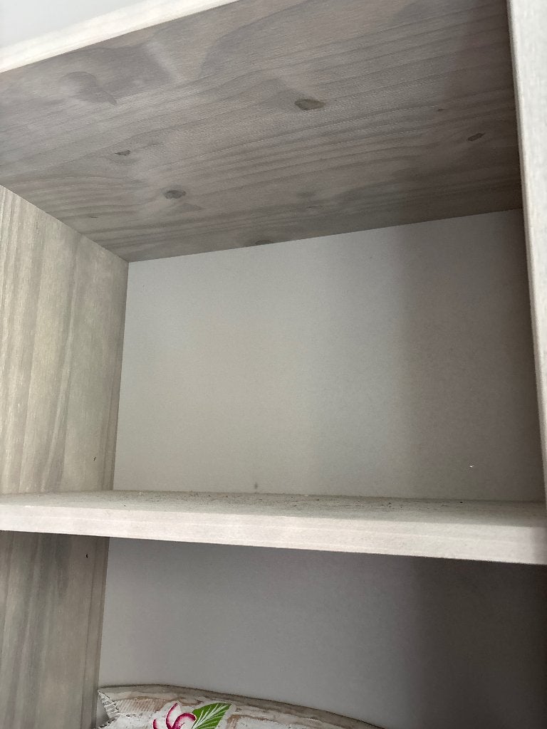 Foto 6 van Houten boekenkast met diepe lade