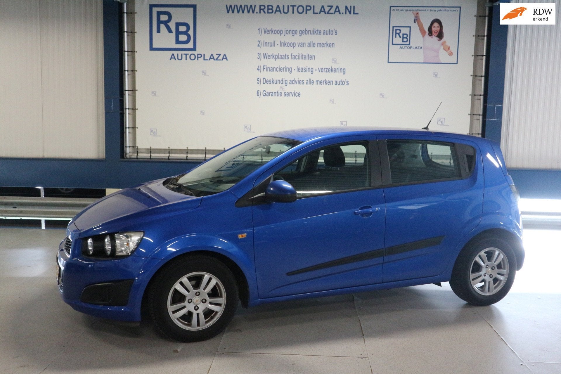 Chevrolet Aveo 1.4 LTZ / 5 drs / Ac / Stoelverwarming / APK, Voorwielaandrijving, Euro 5, 101 pk, Gebruikt