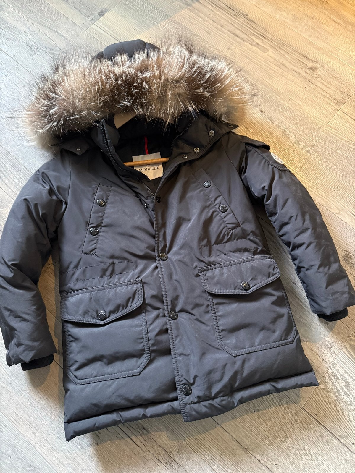 Moncler donzen jas voor kinderen, maat 8 jaar, z.g.a.n., Kinderen en Baby's, Kinderkleding | Maat 128, Ophalen of Verzenden, Zo goed als nieuw