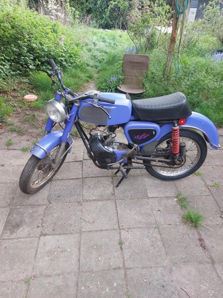 Zundapp/Famel te koop.zeer bijzondere uitvoering, Fietsen en Brommers, Brommers | Zundapp, Ophalen, Gebruikt, Overige modellen