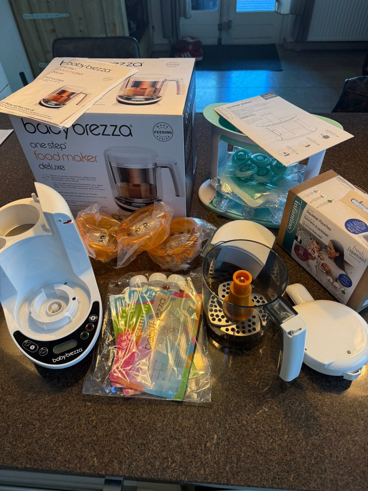 Baby Brezza food maker & Squeeze station, Ophalen, Zo goed als nieuw, Overige typen