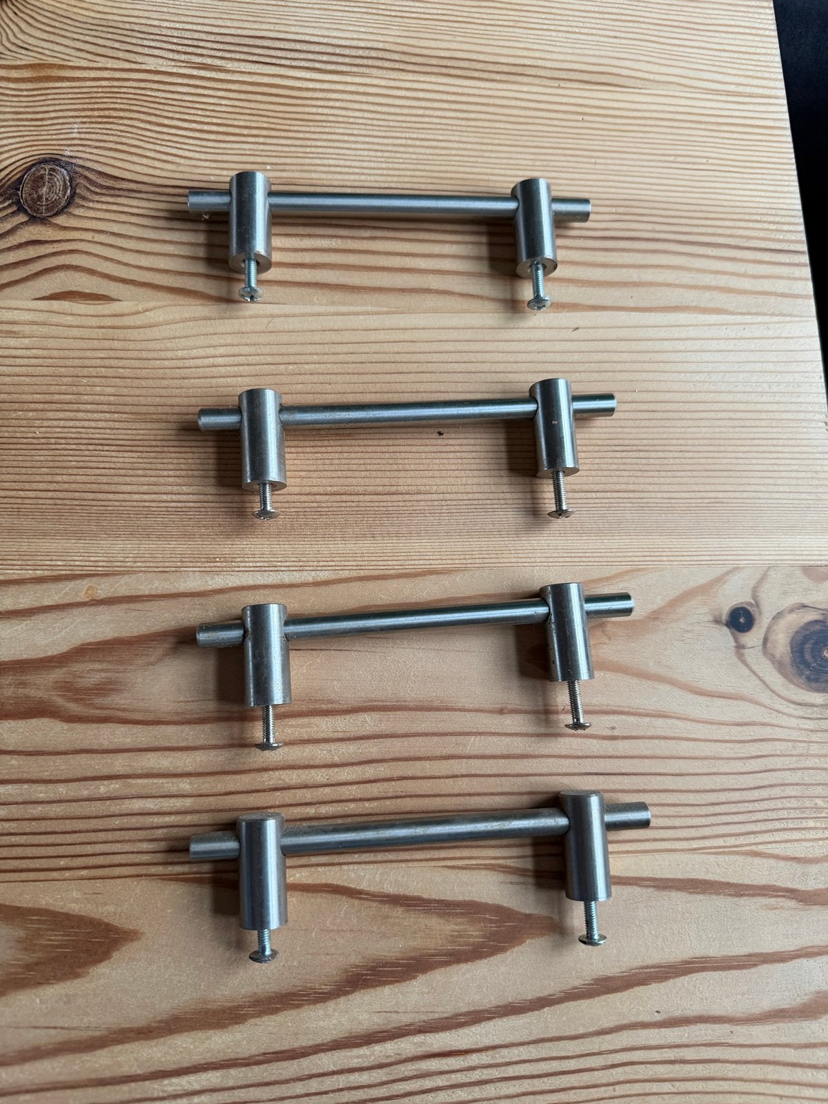 Bak vol keuken greepjes - RVS look, Zilver, Ophalen of Verzenden, Metaal, Overige typen
