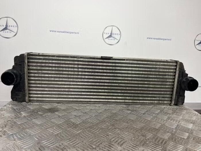 Intercooler van een Mercedes Sprinter, Auto-onderdelen, Ophalen of Verzenden, Gebruikt