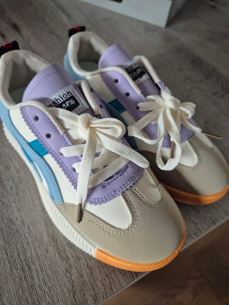 Leuke nieuwe zomerschoenen maat 36, Ophalen of Verzenden, Nieuw, Overige kleuren, Sneakers of Gympen