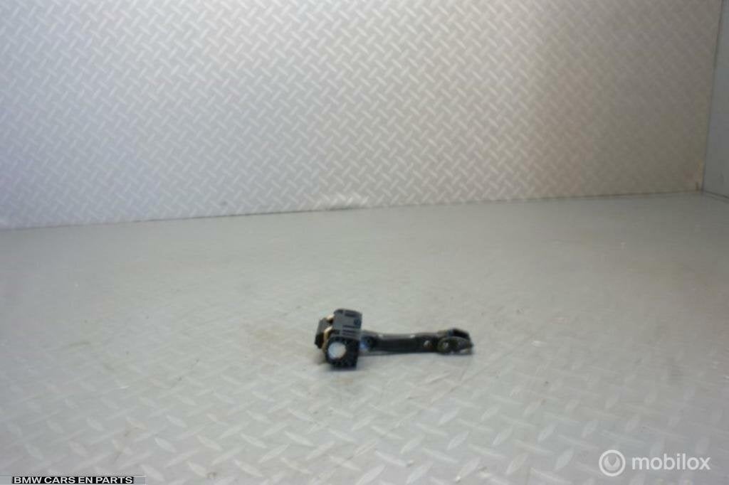 deurvanger bmw 1 serie e87 windvanger portier deur stop, Auto-onderdelen, Gebruikt, BMW, BMW