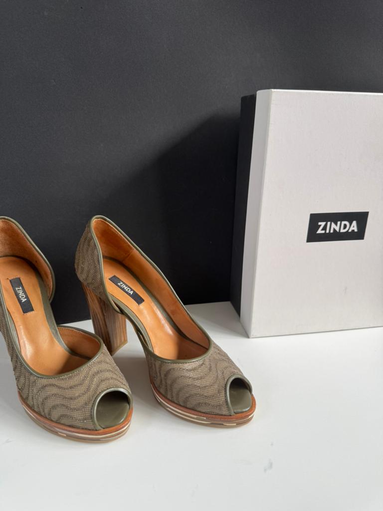 Zinda Peep-toe Pumps maat 39 Hak legergroen, Ophalen of Verzenden, Zo goed als nieuw, Bruin, Pumps