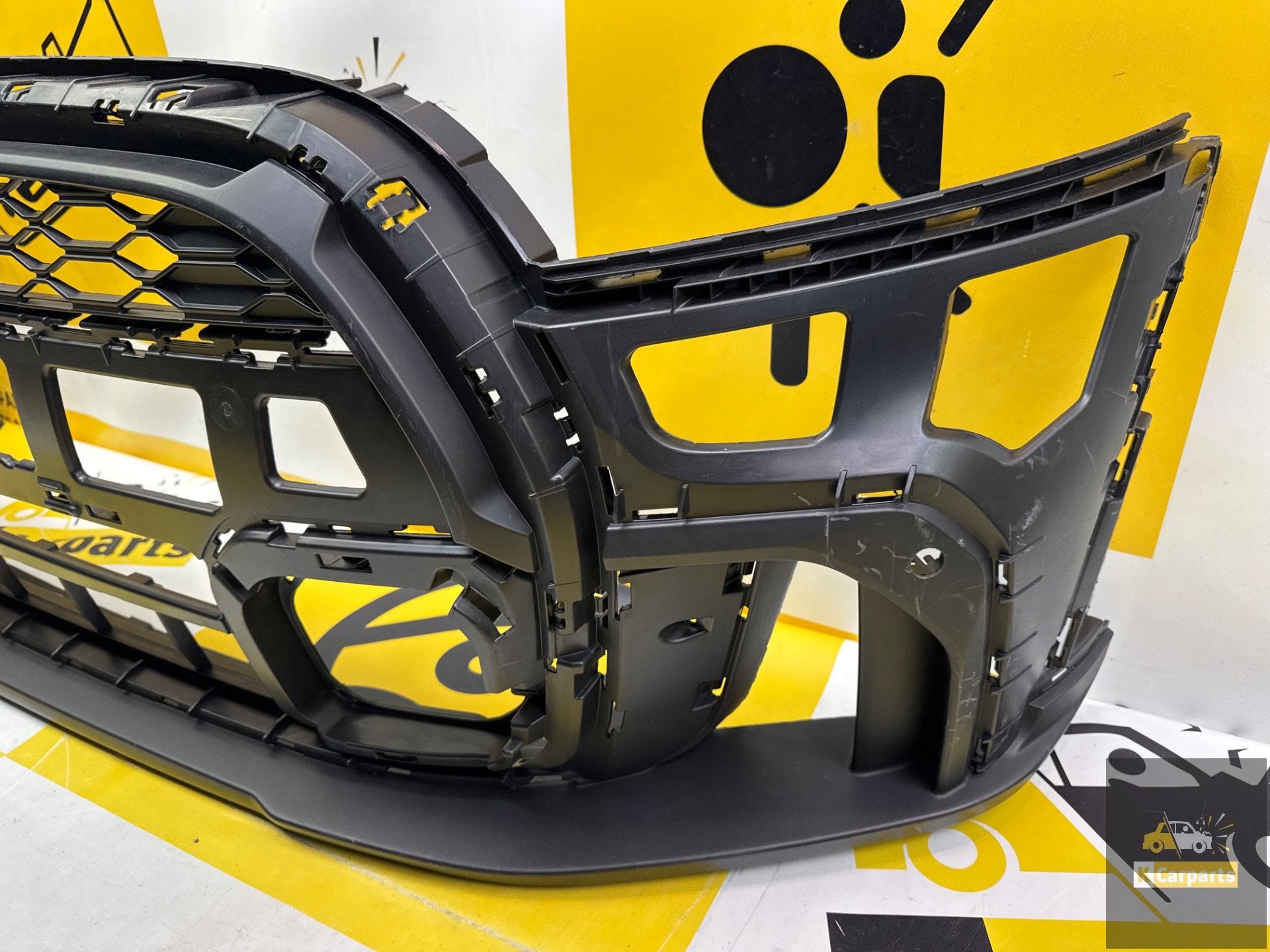 Voorbumper mini Cooper S f55 F56 114129-109450543, Auto-onderdelen, Gebruikt, Voor, Ophalen of Verzenden, Customer.service@mini.co.uk