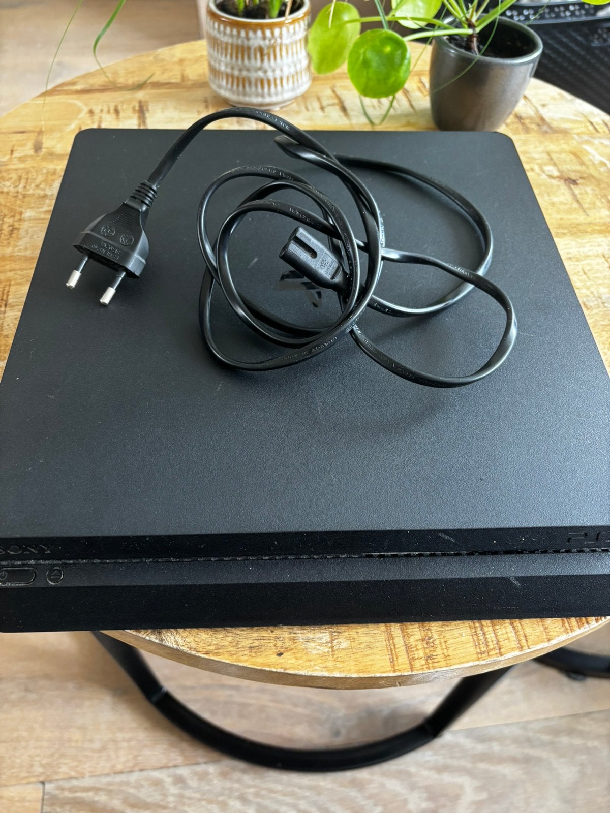 PlayStation 4 inclusief spellen, Spelcomputers en Games, Spelcomputers | Sony PlayStation 4, Refurbished, Slim, 500 GB, Zonder controller