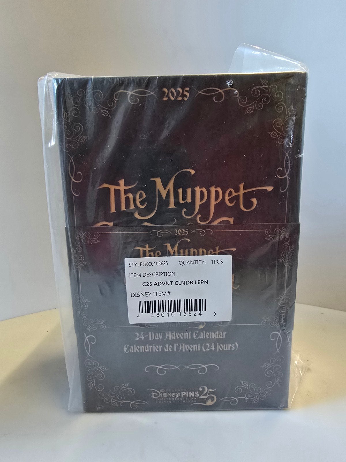 The Muppet Christmas Carol Limited Edition 24-Day Advent, Ophalen of Verzenden, Nieuw, Overige onderwerpen, Speldje of Pin