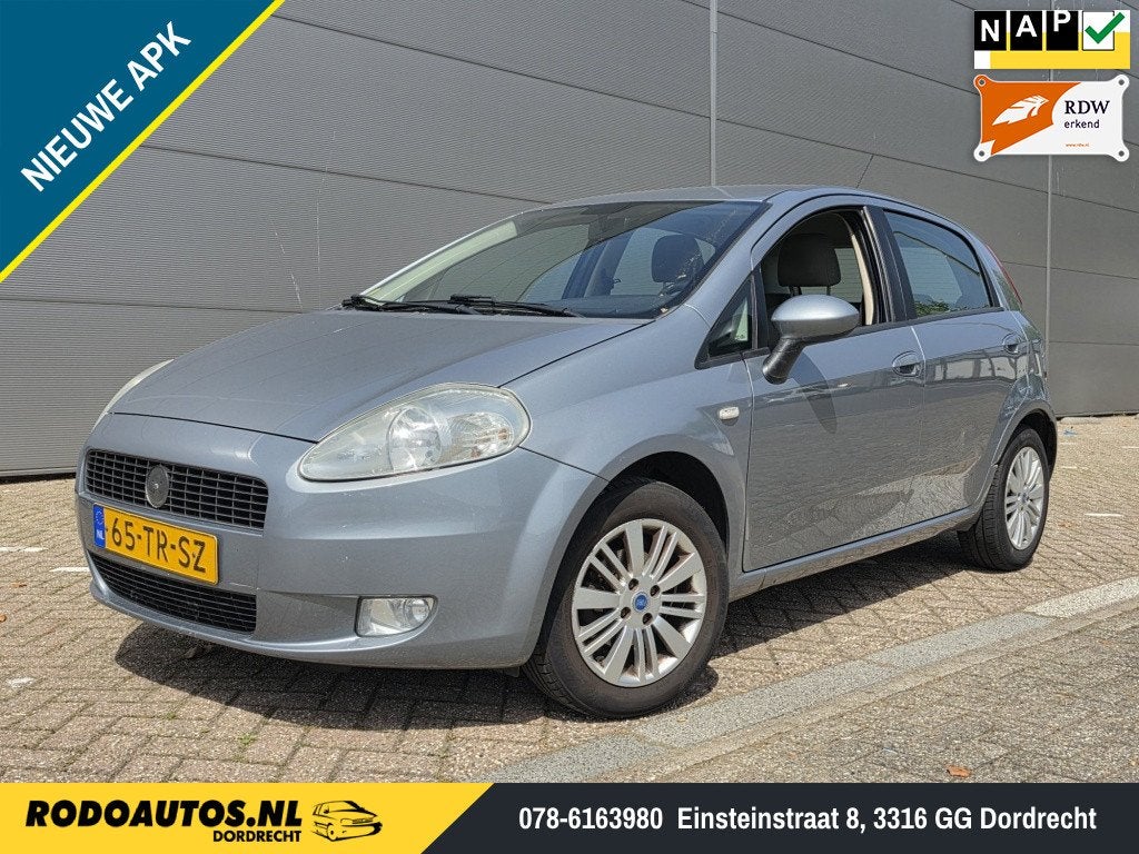 Fiat Grande Punto 1.4 Ed. Blue & Me 5Drs Airco Nw APK ✅, Auto's, 4 cilinders, 400 kg, Grande Punto, Origineel Nederlands