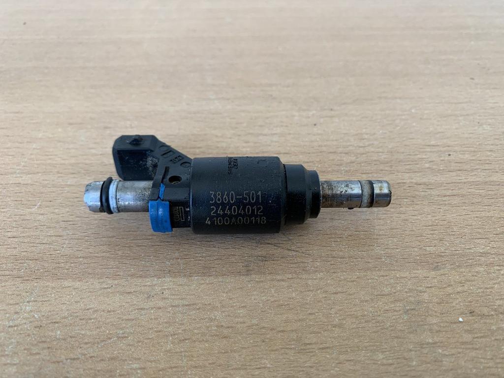 opel 2.2 16V direct benzine injector Z22YH 24404012, Gebruikt, -, -, Opel
