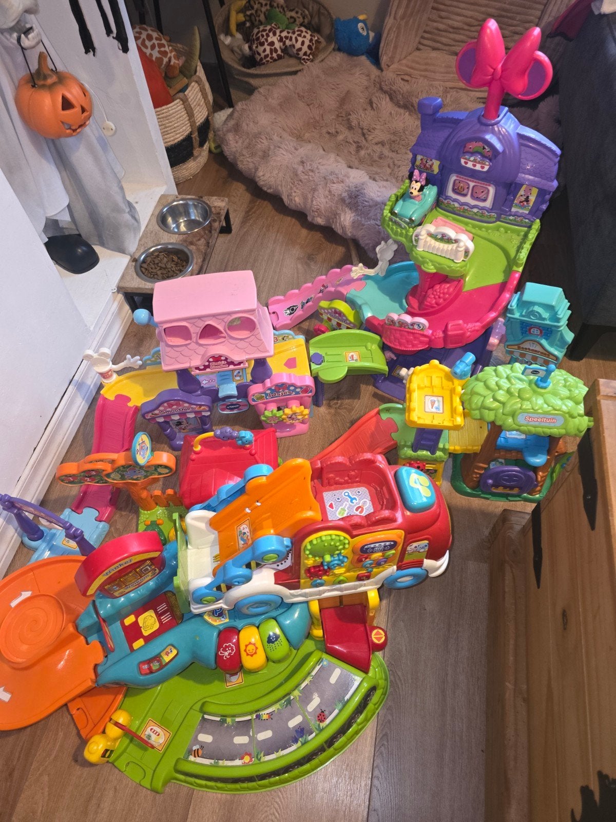 Grote VTech Toet Toet Auto's en Minnie Mouse Garage Set, Ophalen, Gebruikt, 2 tot 4 jaar