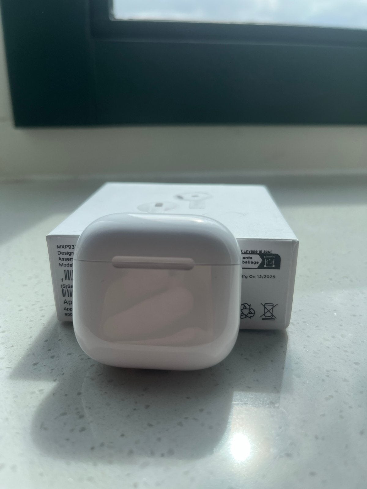 Apple AirPods 3e generatie met MagSafe Oplaadcase, Audio, Tv en Foto, In-ear, Bluetooth, Ophalen of Verzenden, Zo goed als nieuw