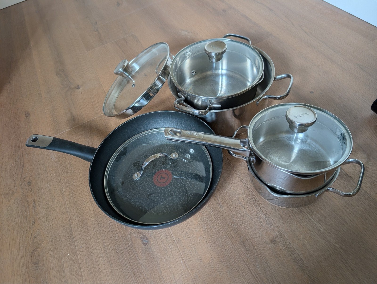 Tefal pannenset, Huis en Inrichting, Pannenset, Ophalen of Verzenden, Rvs, Met handvatten