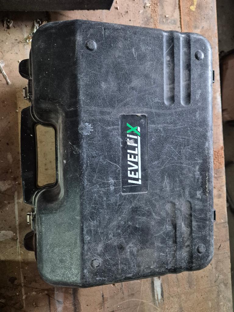laser (Levelfix), Ophalen of Verzenden, Gebruikt, Overige meters