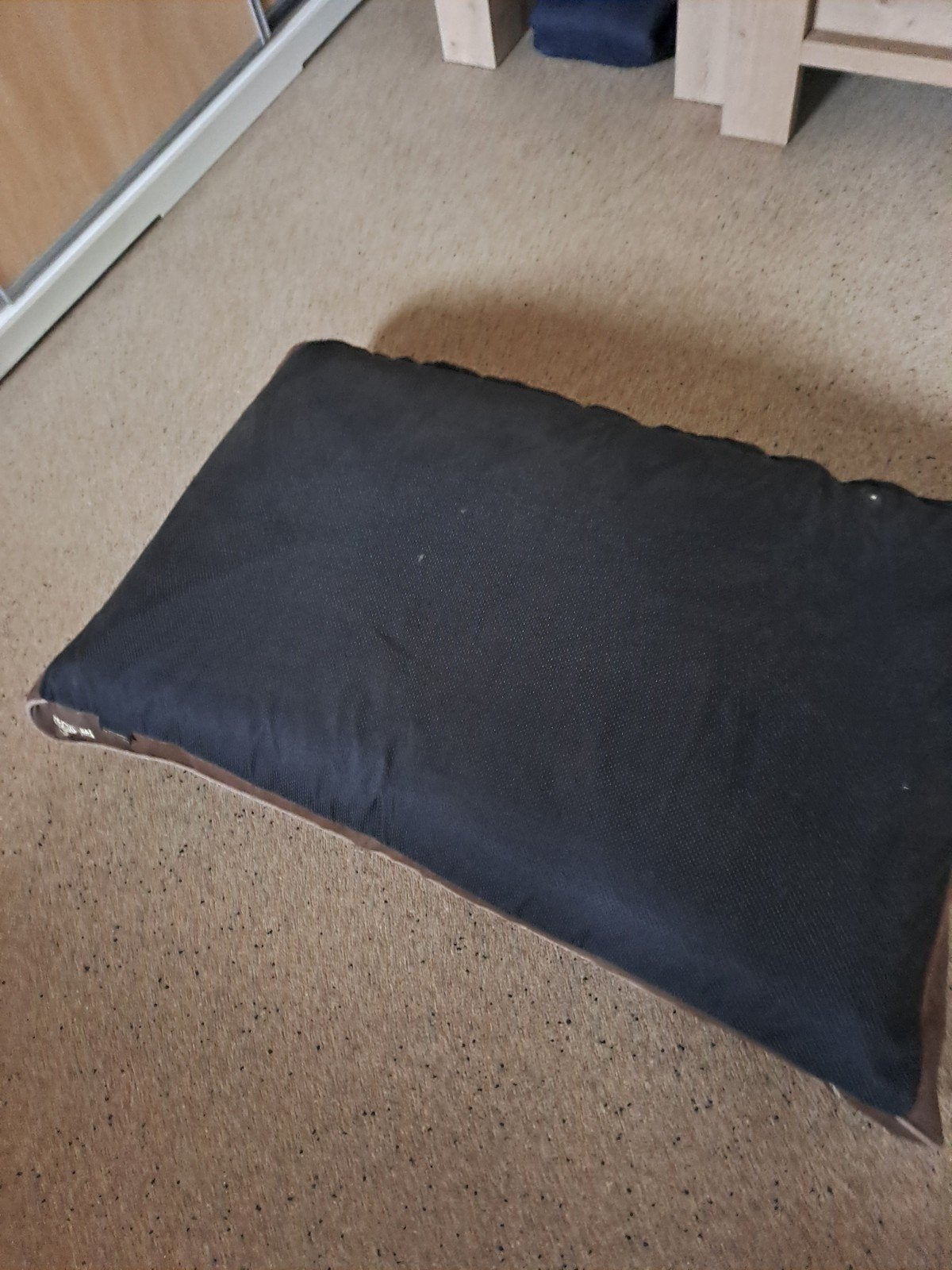 Hondenkussen zgan lengte 1.10 breedte 70cm, Ophalen, Zo goed als nieuw