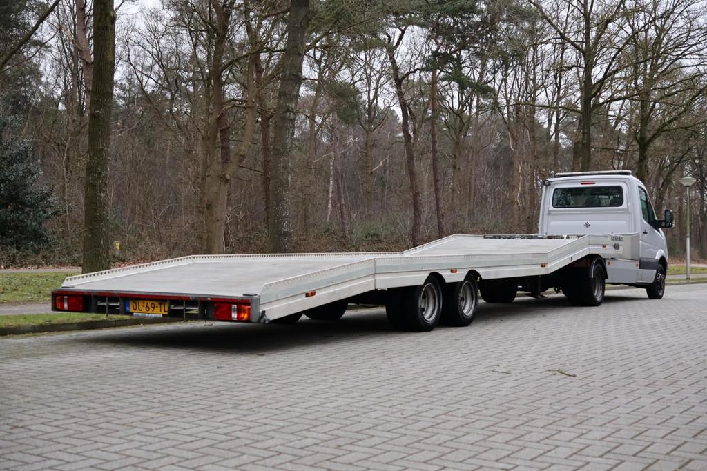 Volkswagen Crafter 46 2.0 TDI L2H1 DC BE truck met oplegger, Auto's, Bestelauto's, Euro 5, Gebruikt, 4 cilinders, Volkswagen