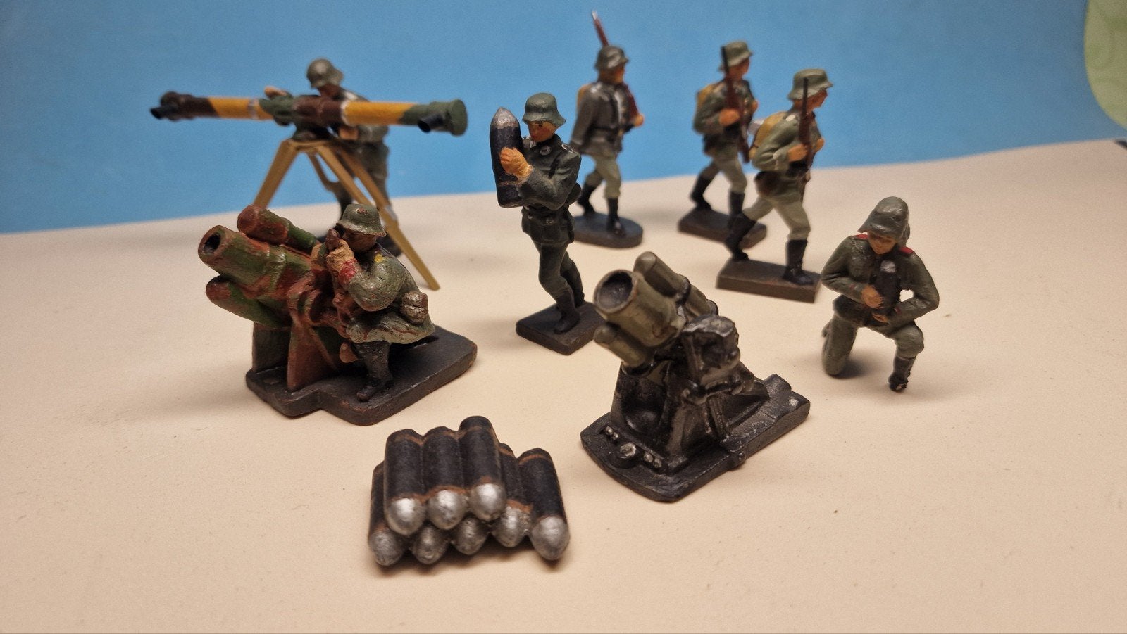 7 speelgoed soldaten jaren 30 lineol en elastolin, Ophalen of Verzenden