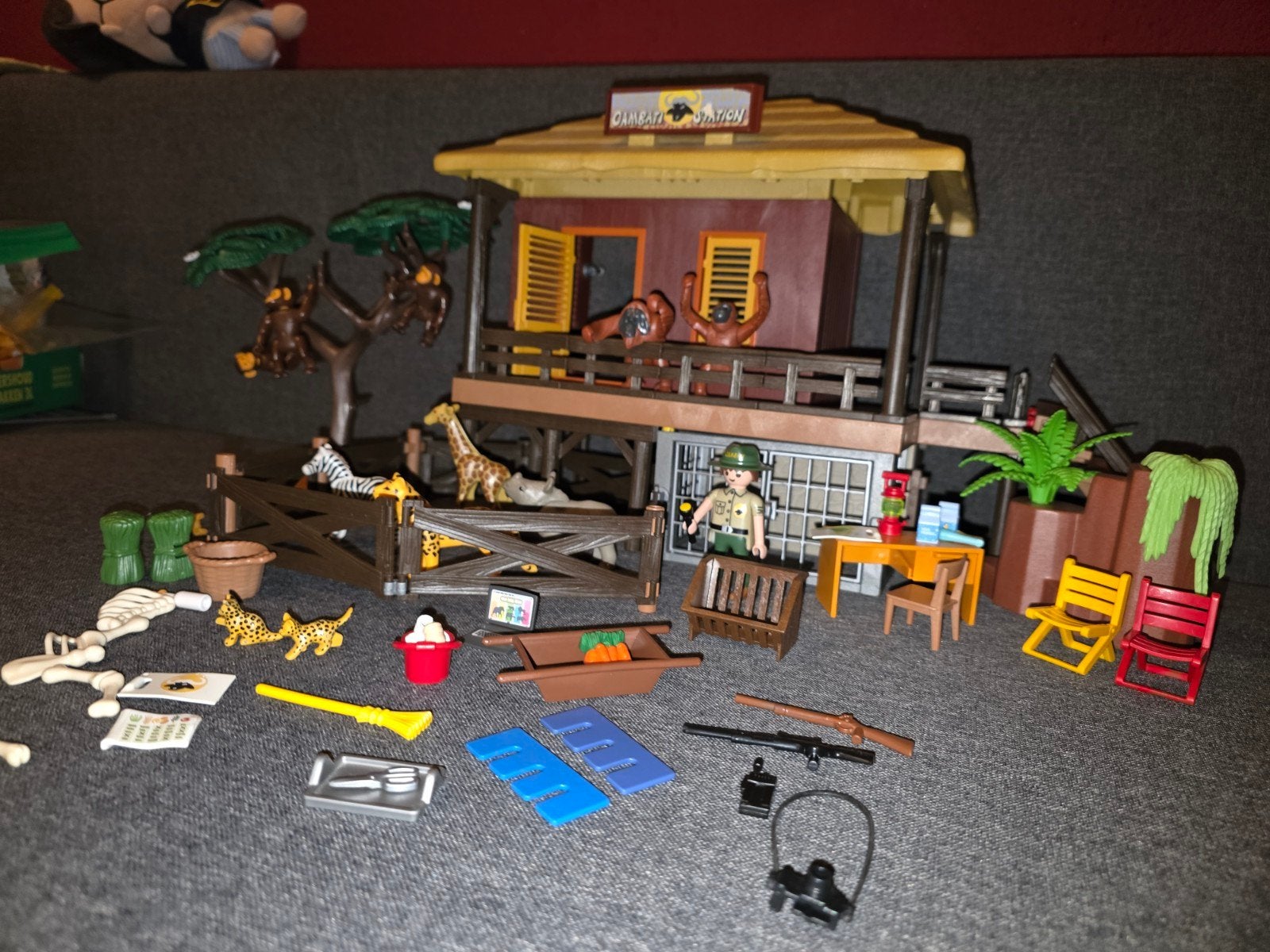 Playmobil Safari Station 4826 + Extra Apen (6200), Kinderen en Baby's, Wild life, Gebruikt, Gebouw, Complete set