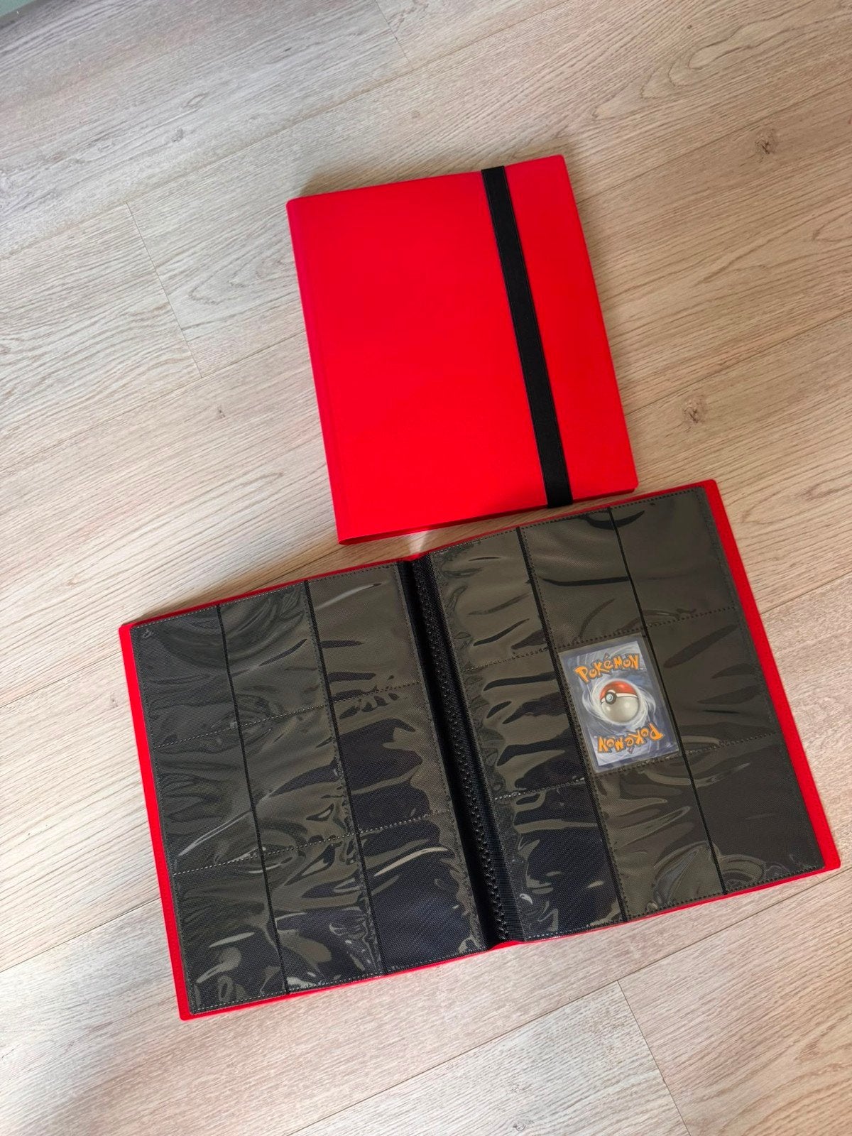 Nieuwe Soft Sleeve Pokémon Map voor 360 kaarten, Hobby en Vrije tijd, Ophalen of Verzenden, Nieuw