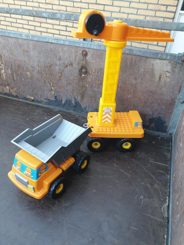 Speelgoed kraan en kiepwagen set, Ophalen, Gebruikt