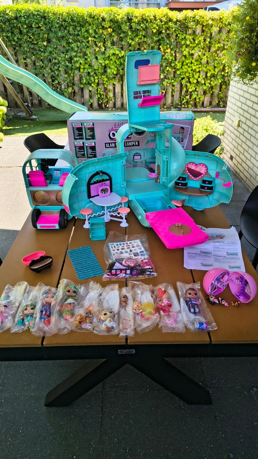 L.O.L. Surprise! O.M.G. Glam N' Go Camper met poppen, Ophalen, Zo goed als nieuw