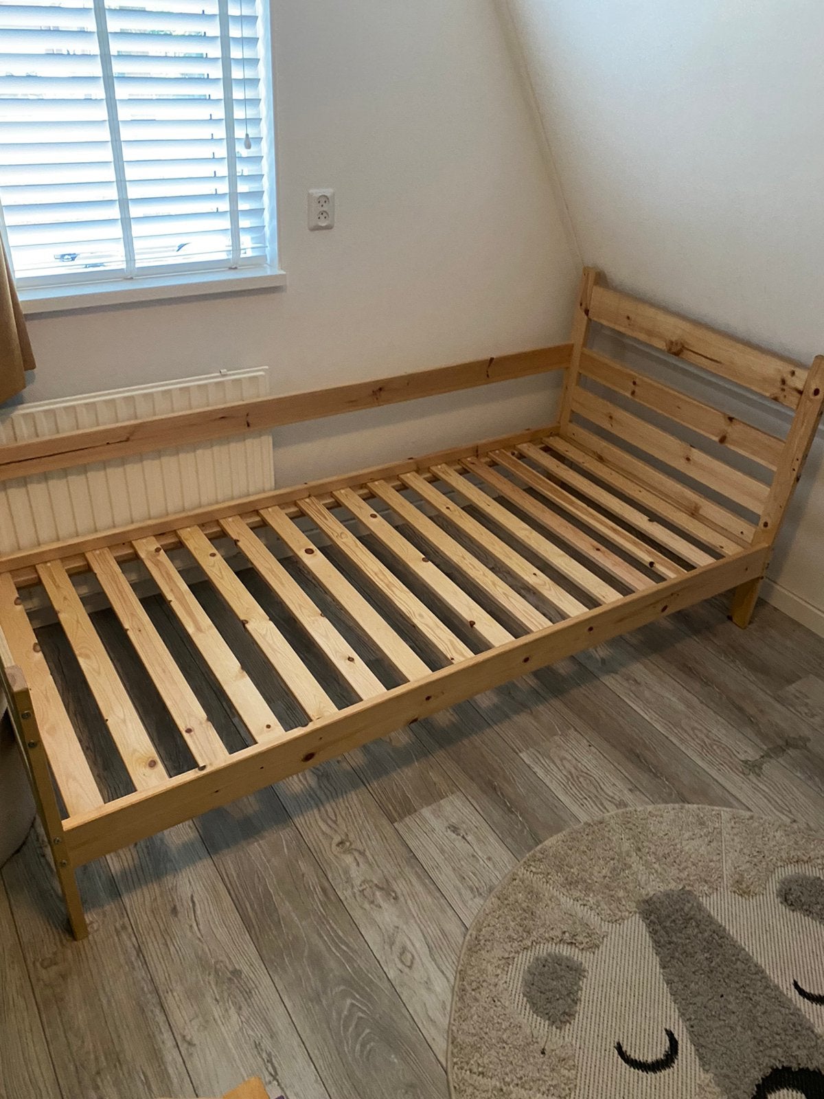 Bed 90x200, Huis en Inrichting, Ophalen, 90 cm, Eenpersoons, Wit