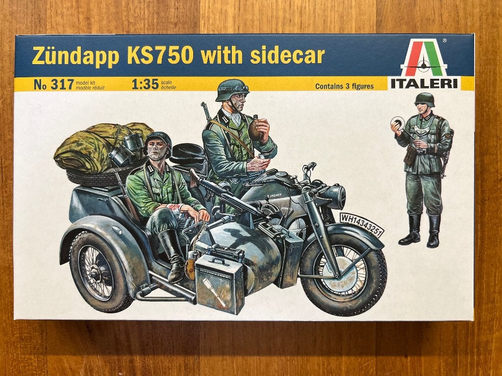 Italeri Zündapp KS750 met zijspan 1:35 bouwpakket - 317, Italeri, 1:32 tot 1:50, Overige typen, Nieuw