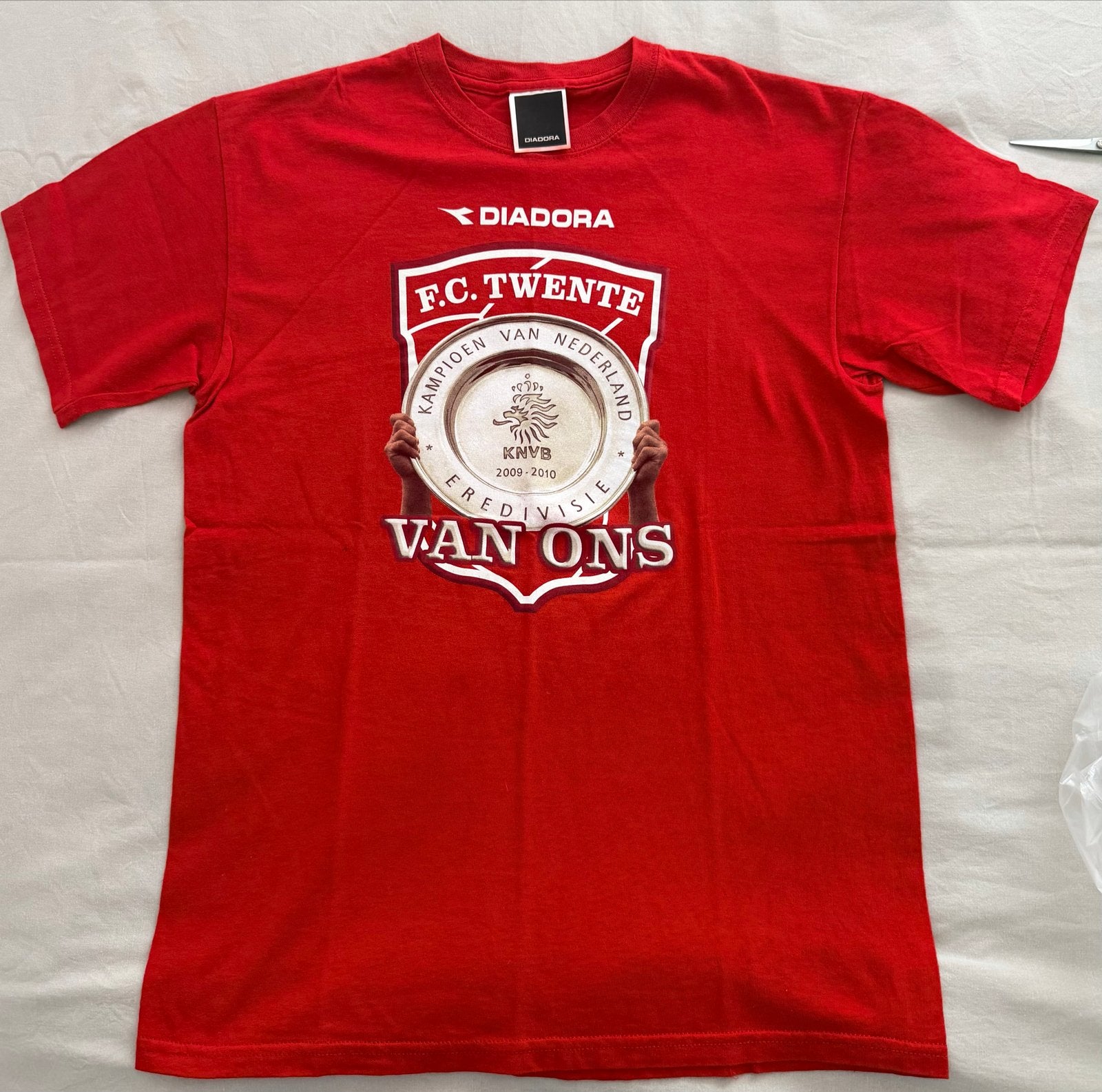FC Twente Kampioen Eredivisie 2009-2010 T-shirt, Ophalen of Verzenden, Zo goed als nieuw, Maat 48/50 (M), Rood
