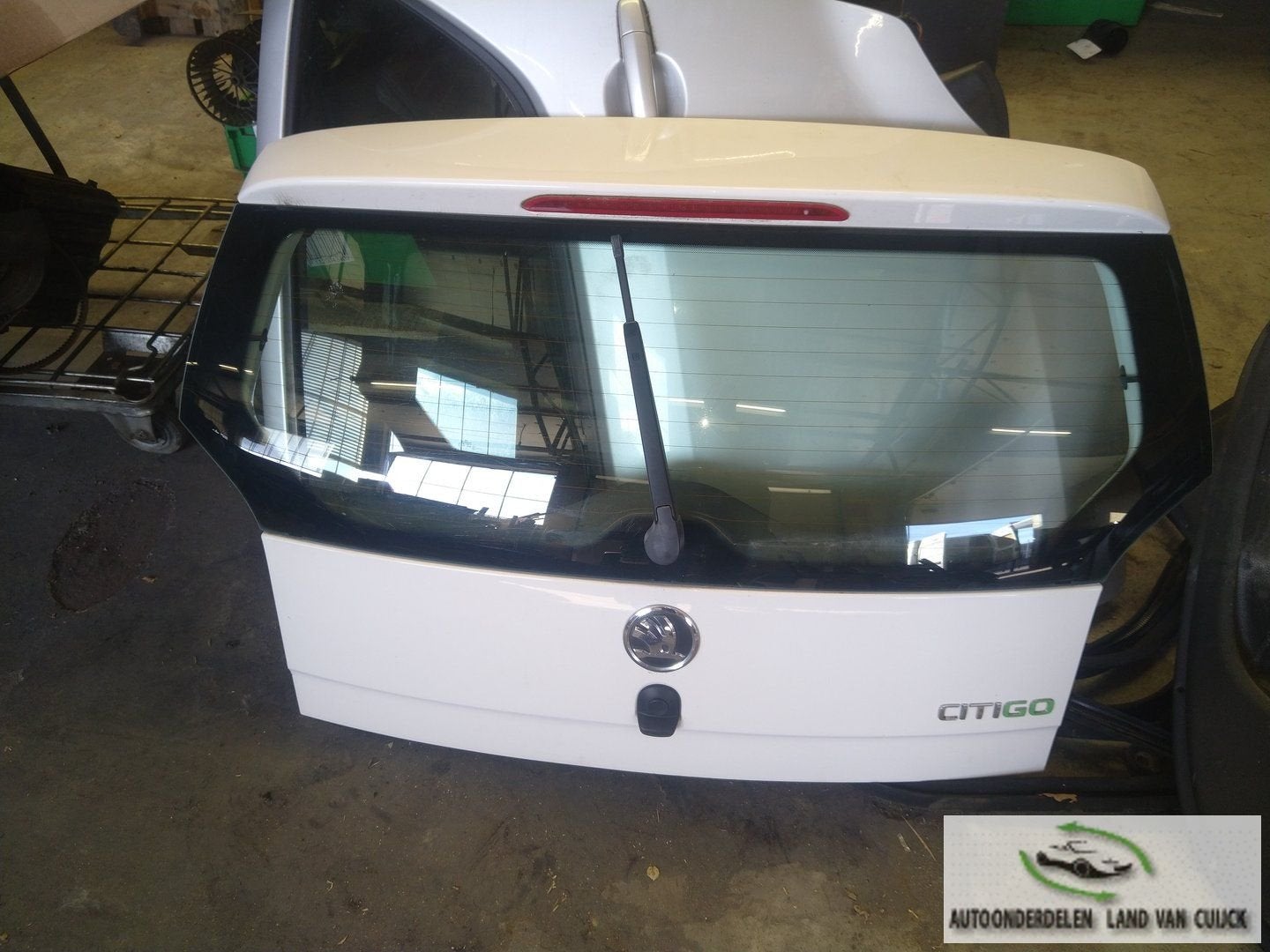 skoda citigo achterklep wit 2013