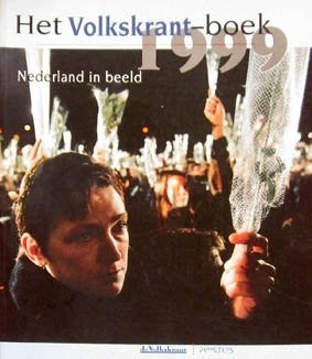 Het Volkskrant-boek 1999, Nederland in beeld, Ophalen of Verzenden, Zo goed als nieuw