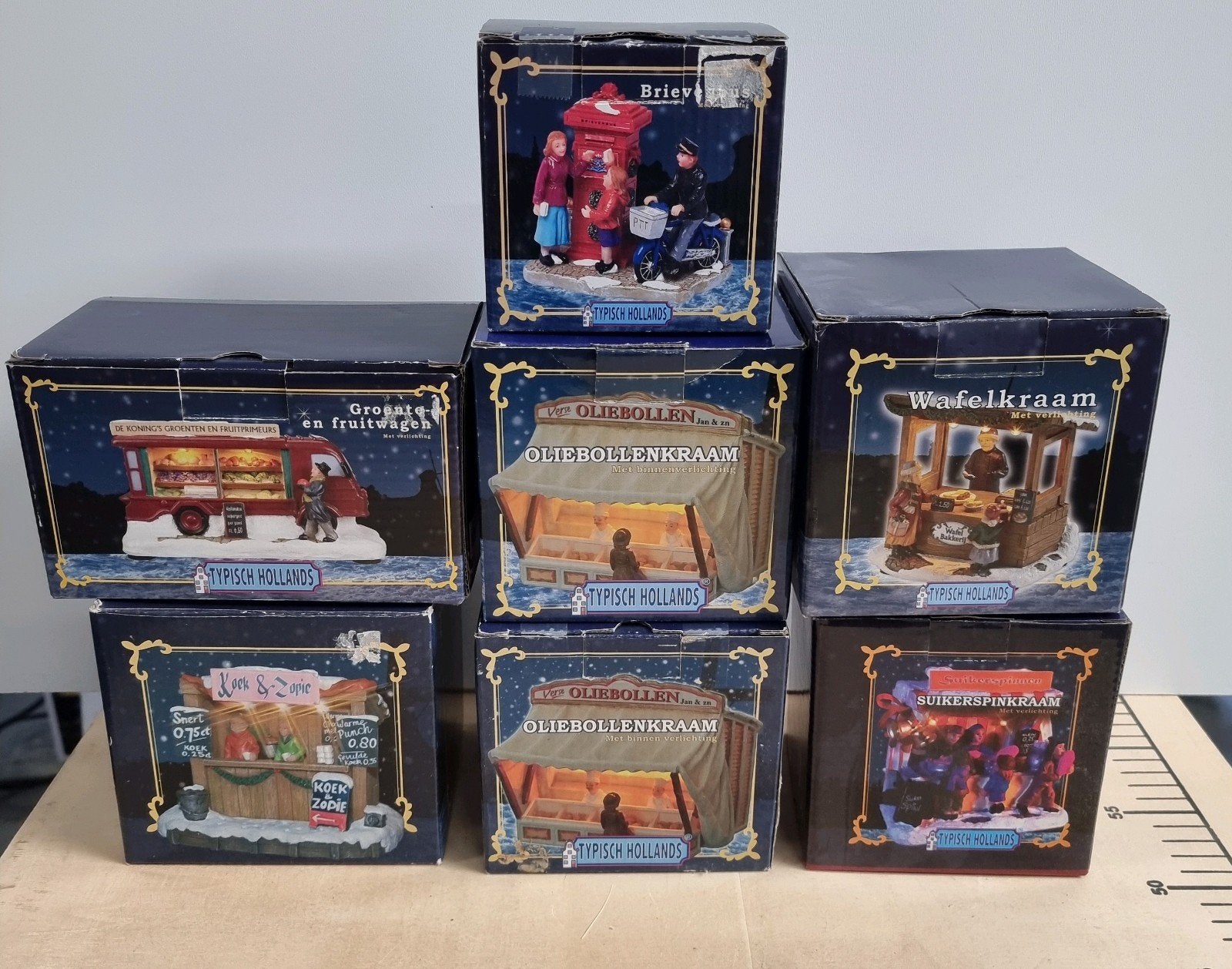 Typisch Hollandse kerstdorp kraampjes in originele doos., Diversen, Ophalen of Verzenden, Zo goed als nieuw