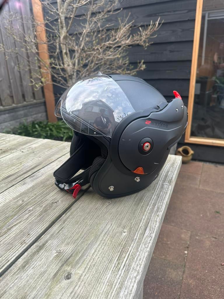 Roof boxxer ro9, Fietsen en Brommers, Brommerhelmen, Ophalen, Zo goed als nieuw