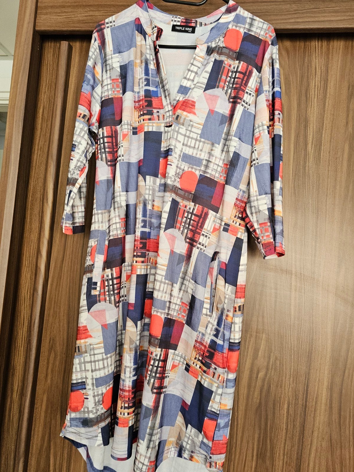 Triple Nine tuniek  L met abstracte print, Kleding | Dames, Triple Nine, Meerkleurig, Maat 42/44 (L), Nieuw