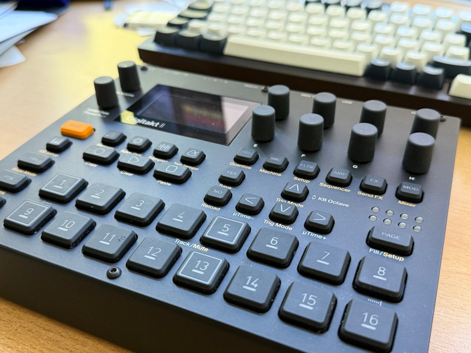 Elektron Digitakt II - Zo goed als nieuw, Overige aantallen, Zo goed als nieuw, Met midi-aansluiting, Ophalen