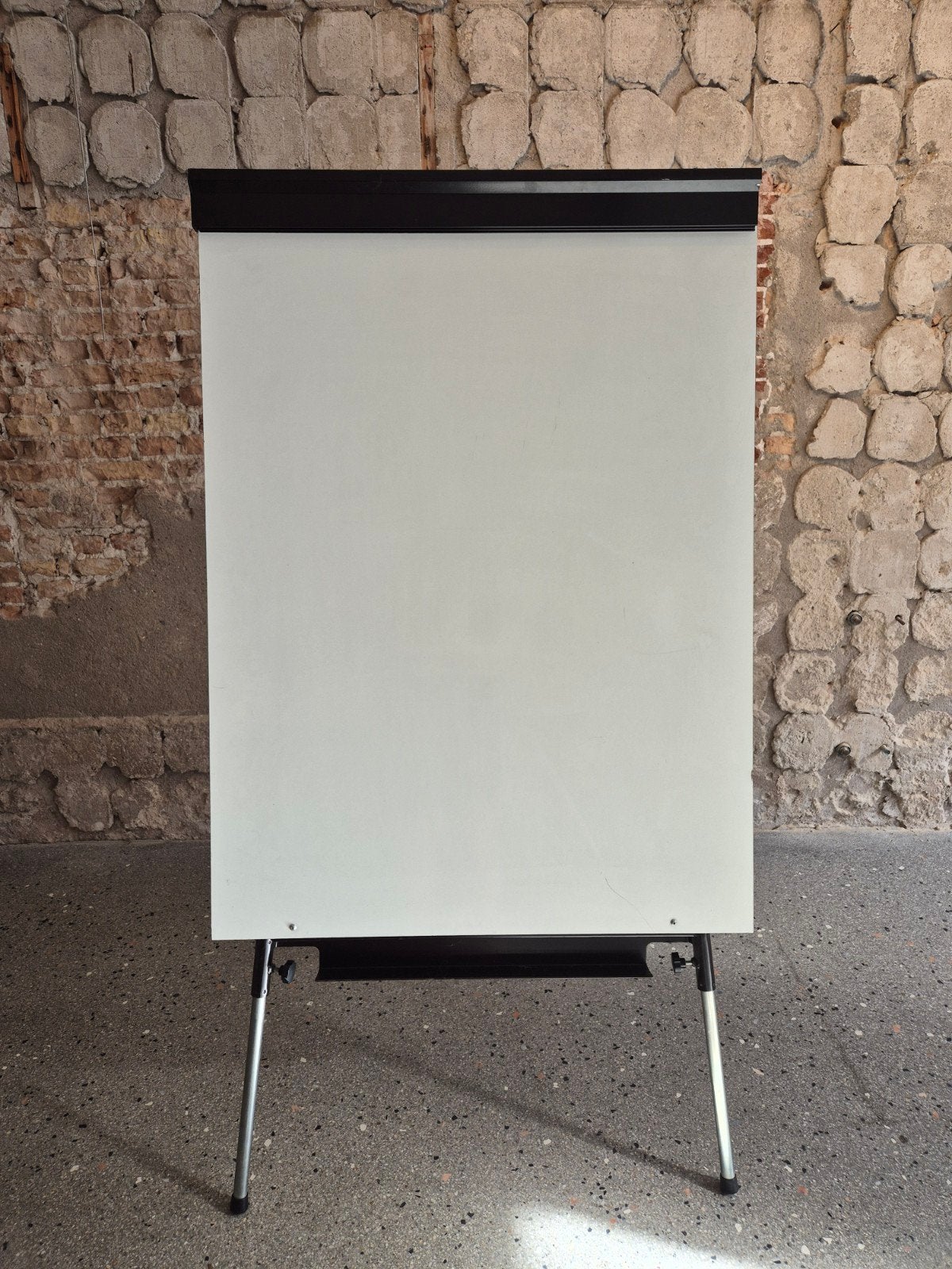 Flipover - met verstelbare poten en papierFlipover - met ver, Ophalen, Whiteboard