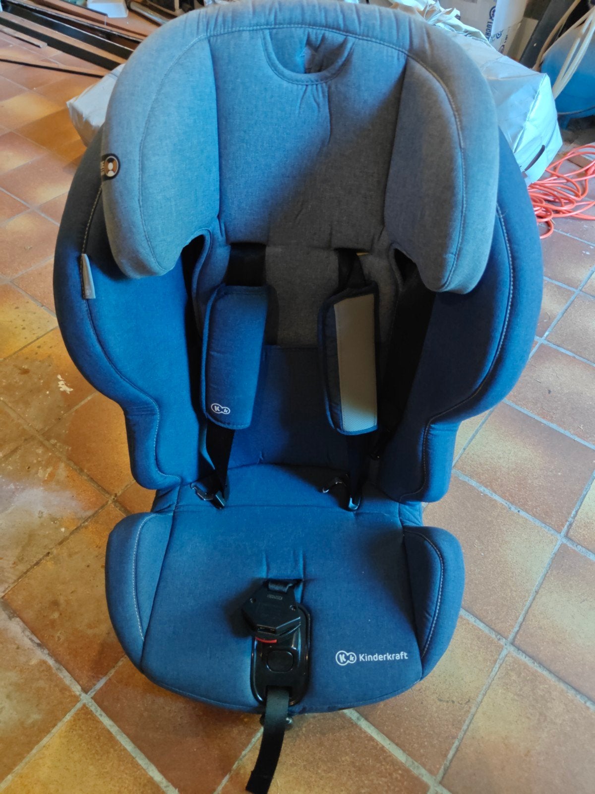 Kinderkraft autostoel - Comfortabel en veilig, Verstelbare rugleuning, Zo goed als nieuw, 9 t/m 36 kg, Isofix