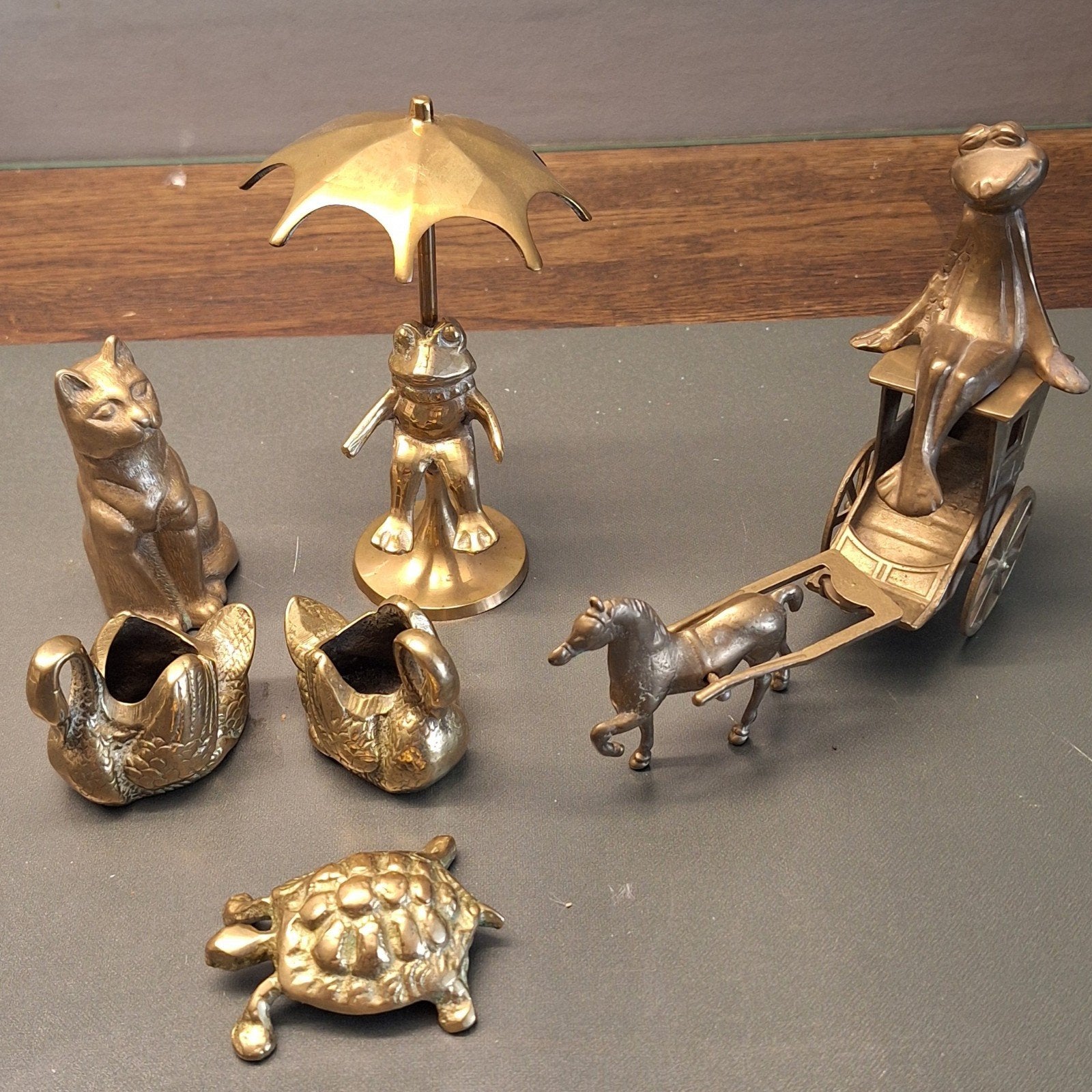 Diverse koperen figuren: kat, schildpad, kikkers, zwanen, Antiek en Kunst, Ophalen of Verzenden