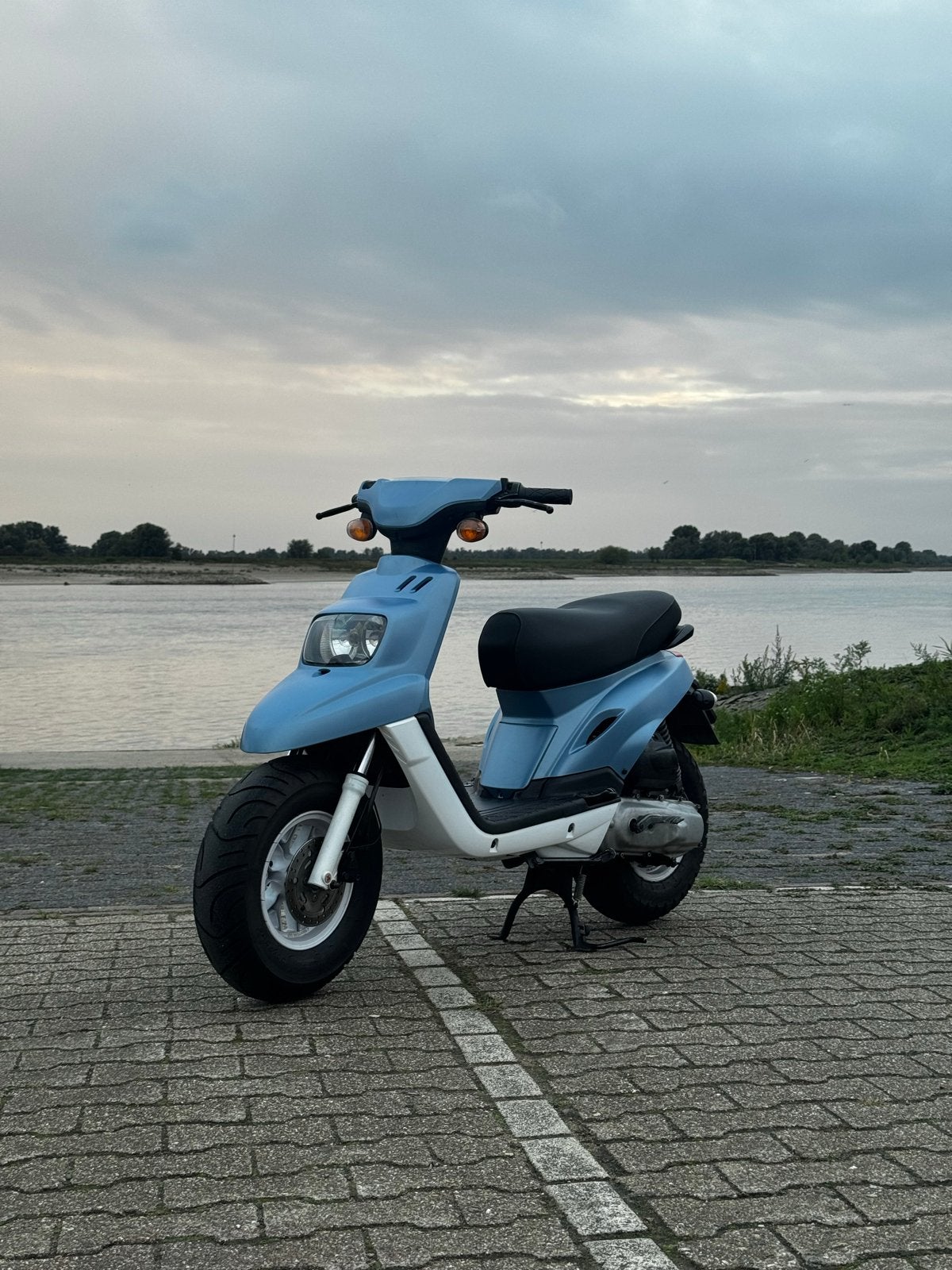 Yamaha Booster - Lichtblauw, Fietsen en Brommers, Ophalen, Tweetakt, Gebruikt, Yamaha