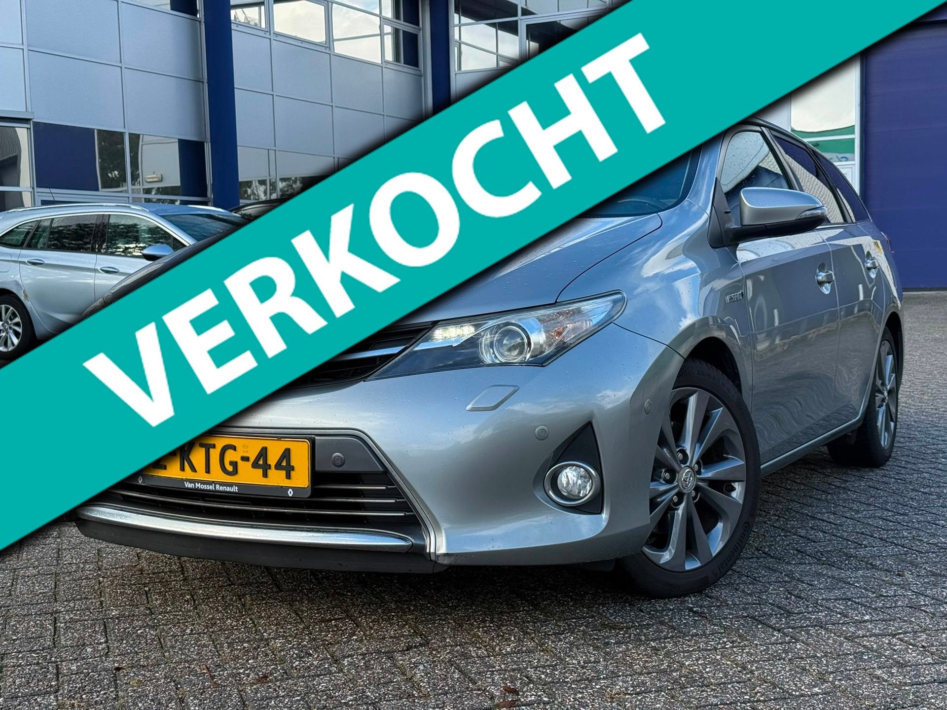 Toyota Auris Touring Sports 1.8 Hybrid Lease Pro, Auto's, Euro 5, Gebruikt, Leder en Stof, Origineel Nederlands