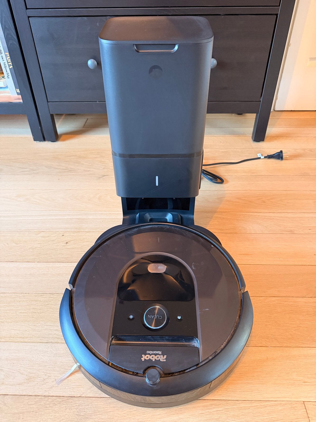 Roomba i7+ Robotstofzuiger met zelflegende functie, Gebruikt, IRobot, Automatisch legen, Robotstofzuiger