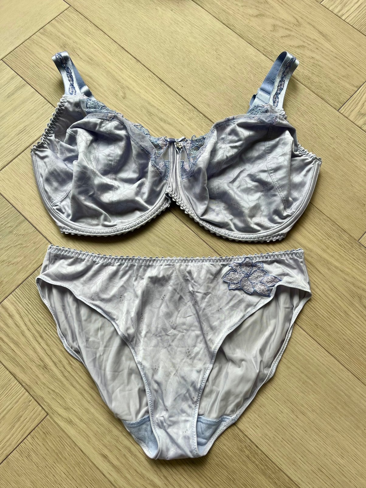 Prima Donna Set 90I/44 Lila ZGAN! (LEES BESCHRIJVING), Verzenden, Paars, Setje