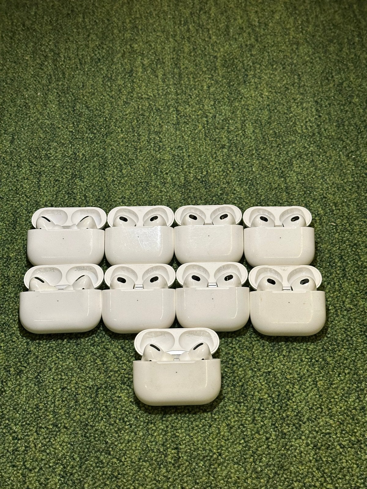 AirPods Pro en AirPods 3 - Refurbished (per stuk/partij), Overige kleuren, Met radio, Refurbished, Ophalen of Verzenden